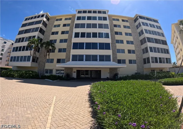 Photo 1 of Condo for sale at 3420 Gulf Shore Blvd N #43, Naples, FL 34103 | MLS# 2026025452 | Listing updated on 2026-09-04