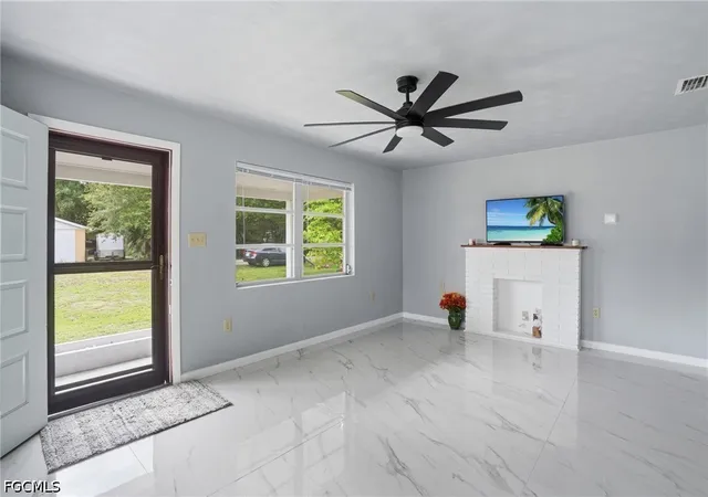 Photo 3 of Single family home for sale at 372 Altamont Ave, Fort Myers, FL 33905 | MLS# 2026025457 | Listing updated on 2026-09-03