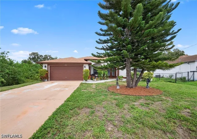 Photo 2 of Single family home for sale at 3726 15th Street W, Lehigh Acres, FL 33971 | MLS# 226021746 | Listing updated on 2026-09-15