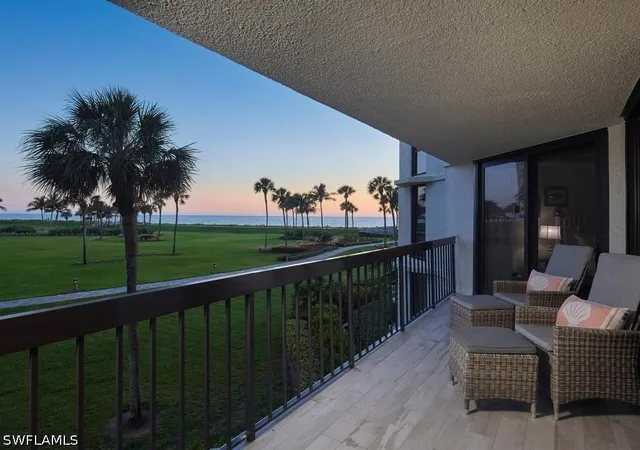 Photo 4 of Condo for sale at 4551 Gulf Shore Blvd N #204, Naples, FL 34103 | MLS# 226019778 | Listing updated on 2026-09-17