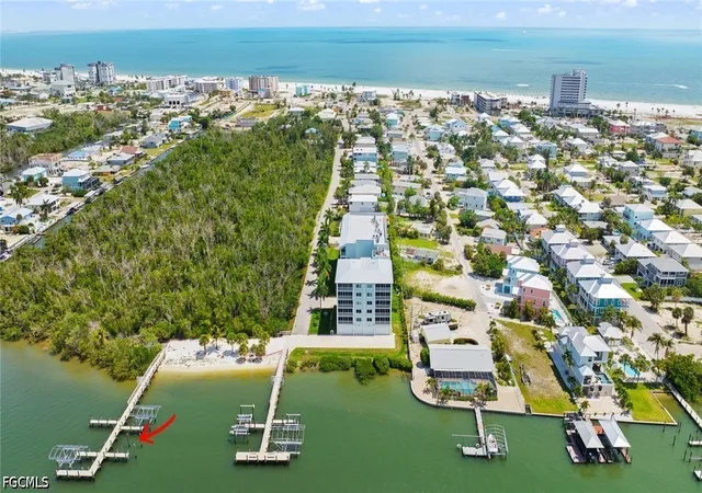 Photo 3 of Condo for sale at 345 Mango St #605, Fort Myers Beach, FL 33931 | MLS# 2026025701 | Listing updated on 2026-09-02