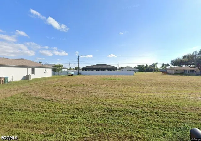Photo 1 of Land for sale at 622 Se 1st Street, Cape Coral, FL 33990 | MLS# 2026025781 | Listing updated on 2026-09-15