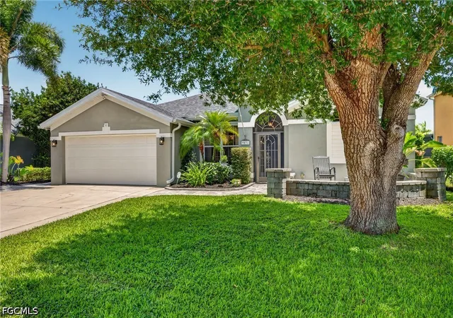 Photo 3 of Sale Pending at 9031 Pittsburgh Blvd, Fort Myers, FL 33967 | MLS# 2026026115 | Listing updated on 2026-09-08