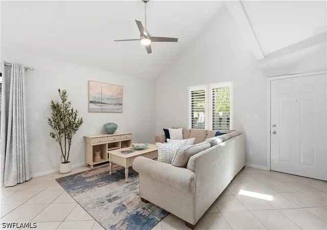 Photo 3 of Sale Pending at 1281 Solana Rd, Naples, FL 34103 | MLS# 226022728 | Listing updated on 2026-09-01