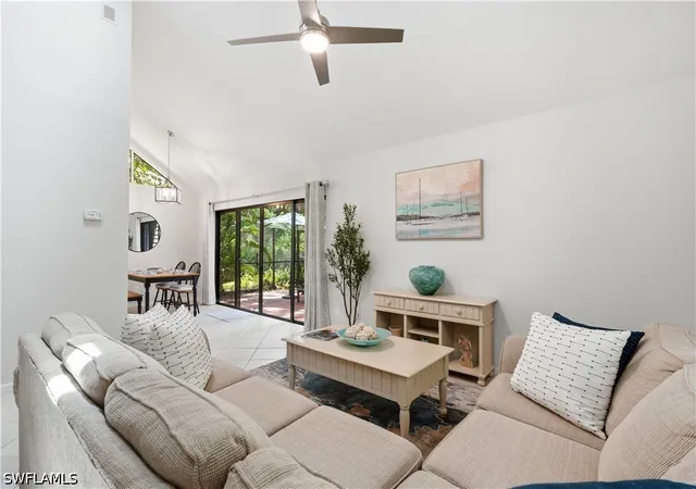 Photo 3 of Sale Pending at 1281 Solana Rd, Naples, FL 34103 | MLS# 226022728 | Listing updated on 2026-09-01