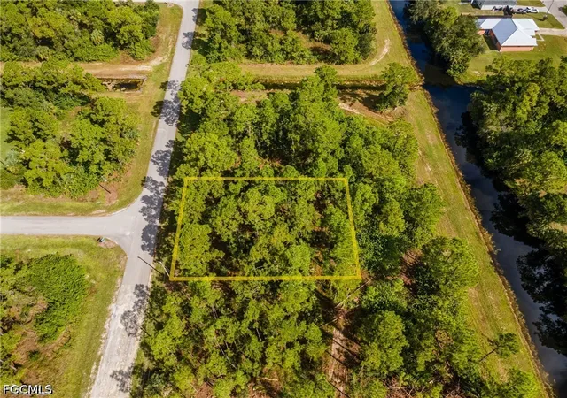 Photo 3 of Land for sale at 231 Thornton Ave S, Lehigh Acres, FL 33974 | MLS# 2026026136 | Listing updated on 2026-09-05