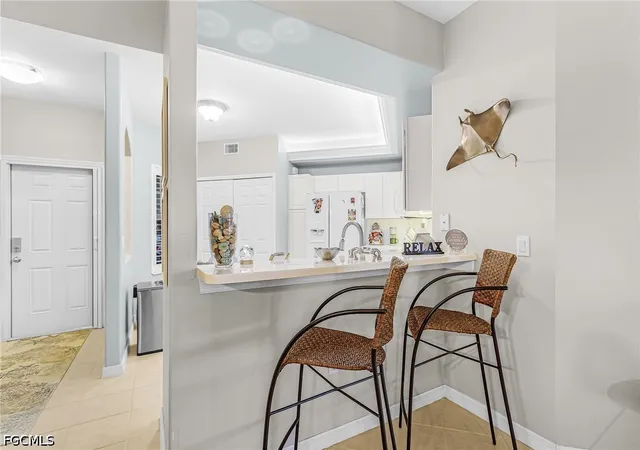 Listing Photo 5 - Condo for sale in building located at 10105 Colonial Country Clb Blvd, Fort Myers, FL 33913 - Unit #2504