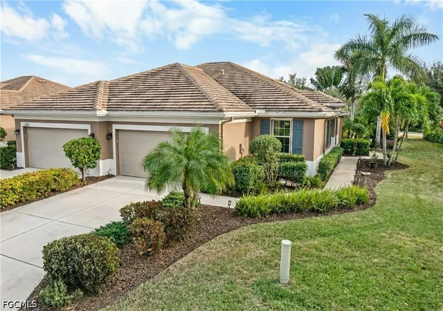 Photo 2 of Townhouse for sale at 10695 Camarelle Cir, Fort Myers, FL 33913 | MLS# 2026026393 | Listing updated on 2026-09-14