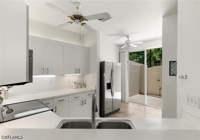 Listing Photo 4 - Condo for sale in building located at 3745 Fieldstone Blvd, Naples, FL 34109 - Unit #1102