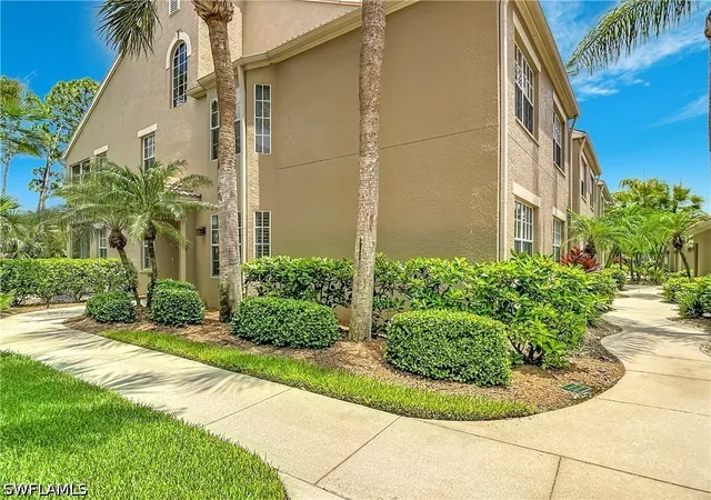 Listing Photo 5 - Condo for sale in building located at 20071 Seagrove St, Estero, FL 33928 - Unit #1001