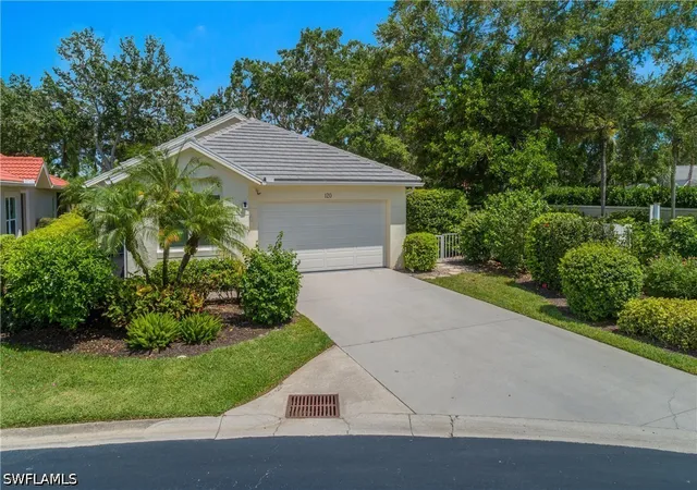 Photo 2 of Single family home for sale at 120 Livermore Ln, Naples, FL 34119 | MLS# 226016986 | Listing updated on 2026-09-08