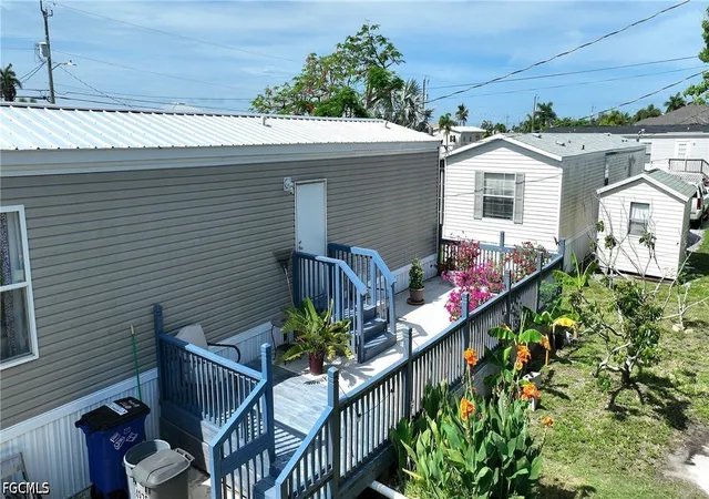 Photo 3 of Manufactured home for sale at 4976 Curlew Dr, St James City, FL 33956 | MLS# 2026026516 | Listing updated on 2026-09-14
