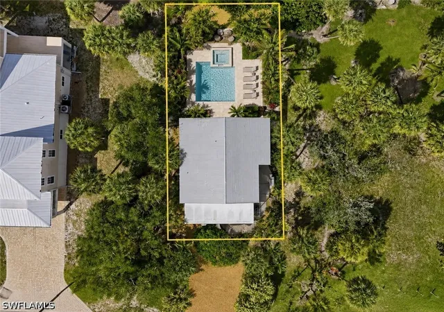 Photo 1 of Multi family home for sale at 5370 / 5372 Palmetto St, Fort Myers Beach, FL 33931 | MLS# 226022906 | Listing updated on 2026-09-22