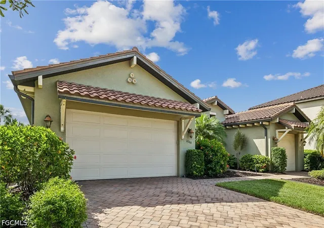 Photo 3 of Single family home for sale at 10100 Belcrest Blvd, Fort Myers, FL 33913 | MLS# 2026026646 | Listing updated on 2026-09-11