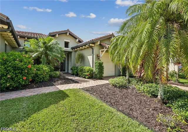 Photo 3 of Single family home for sale at 10100 Belcrest Blvd, Fort Myers, FL 33913 | MLS# 2026026646 | Listing updated on 2026-09-11