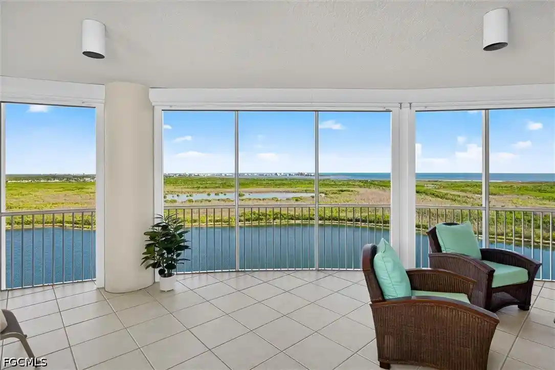 Listing Photo 1 - Condo for sale in 12701 Mastique Bch Blvd located at 12701 Mastique Bch Blvd, Fort Myers, FL 33908 - Unit #1504