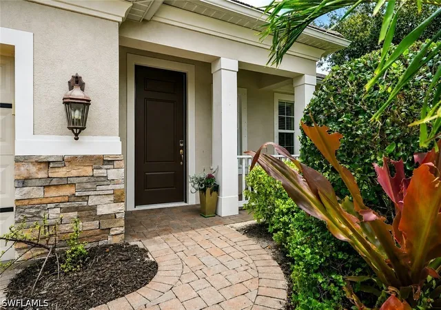 Photo 3 of Single family home for sale at 3571 Canopy Cir, Naples, FL 34120 | MLS# 226023064 | Listing updated on 2026-09-11