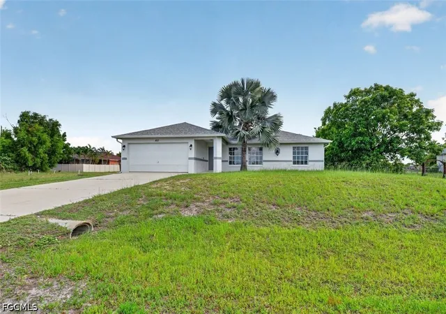 Photo 3 of Sale Pending at 827 Sw 29th Terrace, Cape Coral, FL 33914 | MLS# 2026026772 | Listing updated on 2026-09-07