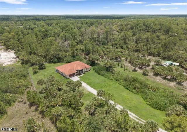 Photo 3 of Sale Pending at 3440 40th Avenue Se, Naples, FL 34117 | MLS# 2026026820 | Listing updated on 2026-09-04