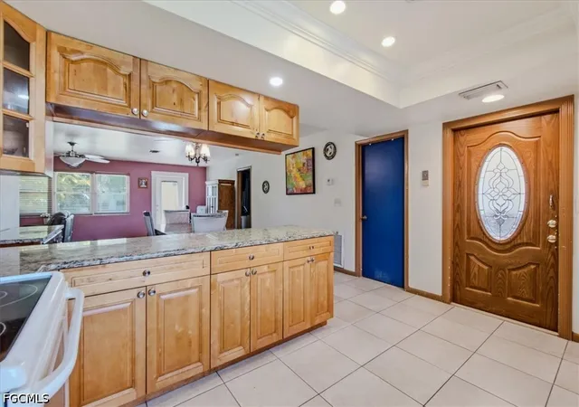 Listing Photo 1 - Condo for sale in building located at 4704 Se 6Th Ave, Cape Coral, FL 33904 - Unit #C