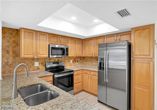 Photo 2 of Single family home for sale at 1121 Se 36th Street, Cape Coral, FL 33904 | MLS# 2026026895 | Listing updated on 2026-09-11