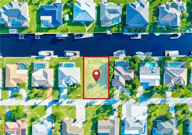 Photo 4 of Sale Pending at 2022 SE 29th Street, Cape Coral, FL 33904 | MLS# 2026026927 | Listing updated on 2026-09-13