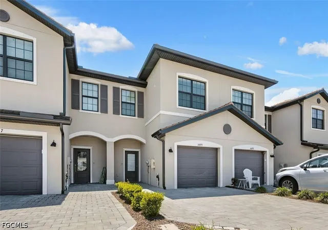 Photo 1 of Sale Pending at 14195 Pine Lodge Ln, Fort Myers, FL 33913 | MLS# 2026026963 | Listing updated on 2026-09-11