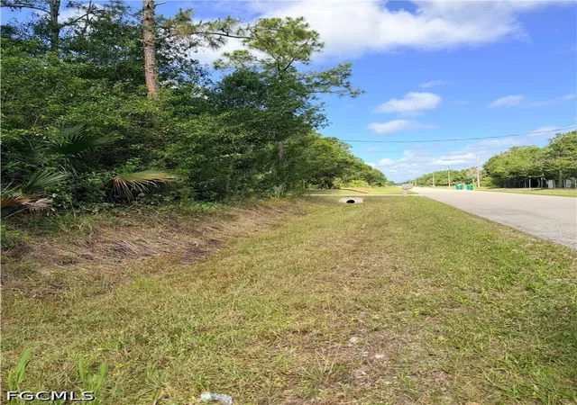 Photo 2 of Land for sale at 2830 Ne 70th Avenue, Naples, FL 34120 | MLS# 2026027009 | Listing updated on 2026-09-09