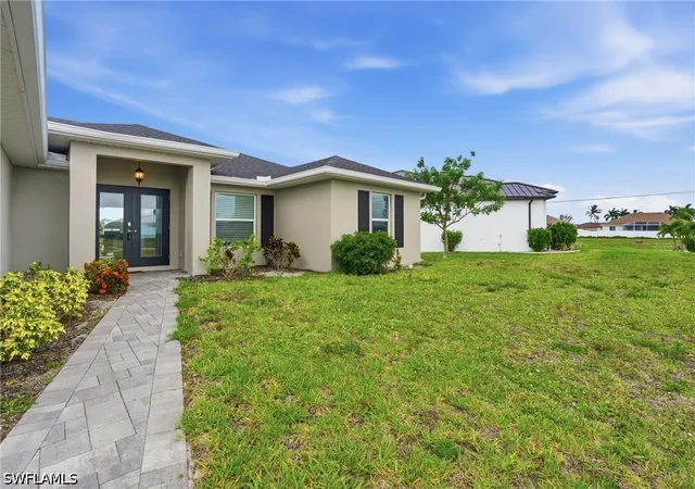 Photo 3 of Single family home for sale at 3728 Yucatan Pkwy, Cape Coral, FL 33993 | MLS# 226023025 | Listing updated on 2026-09-16