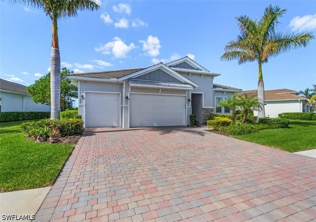 Photo 3 of Sale Pending at 14539 Kelson Cir, Naples, FL 34114 | MLS# 226023431 | Listing updated on 2026-09-11