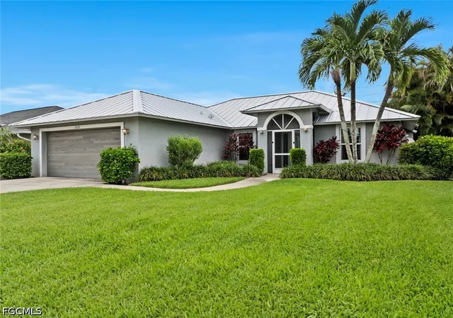 Photo 3 of Single family home for sale at 3628 Kent Dr, Naples, FL 34112 | MLS# 2026027060 | Listing updated on 2026-09-13