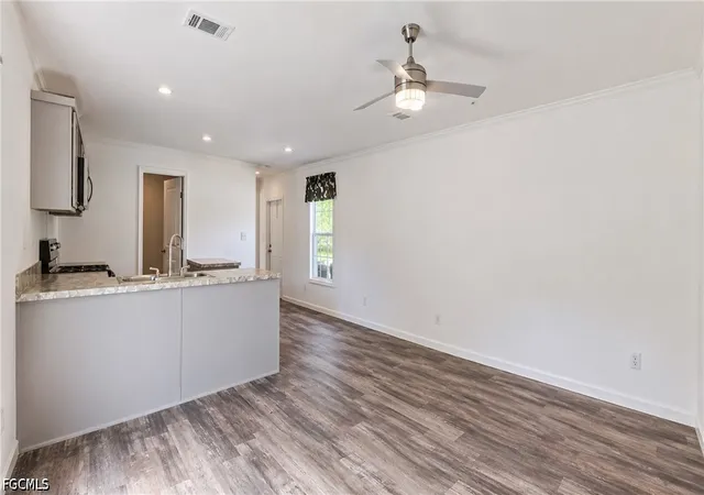 Photo 4 of Manufactured home for sale at 21190 Cypress Park Cir, Estero, FL 33928 | MLS# 2026027084 | Listing updated on 2026-09-05