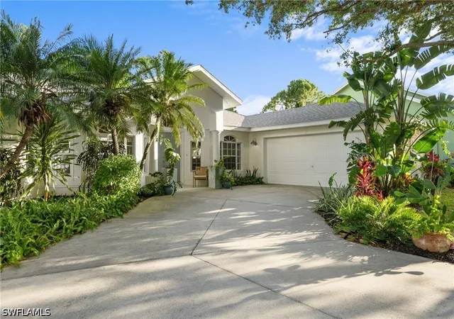 Photo 1 of Sale Pending at 20 Heritage Way, Naples, FL 34110 | MLS# 226023570 | Listing updated on 2026-09-04
