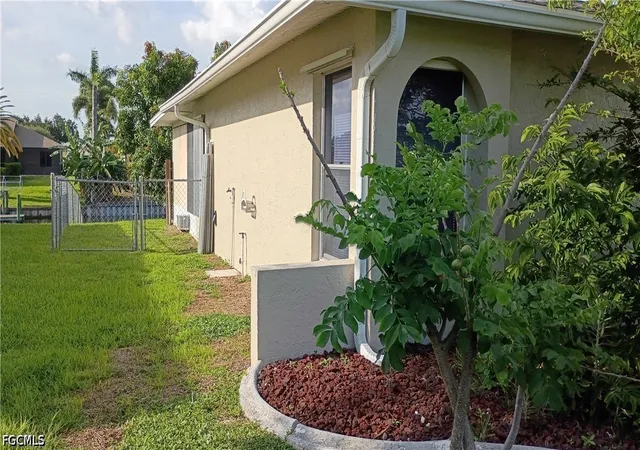 Photo 2 of Single family home for sale at 1629 Se 12th Street, Cape Coral, FL 33990 | MLS# 2026027129 | Listing updated on 2026-09-03