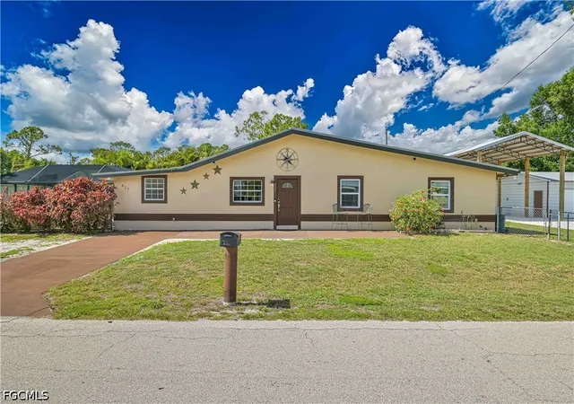 Photo 3 of Single family home for sale at 427 Stockton St, North Fort Myers, FL 33903 | MLS# 2026027142 | Listing updated on 2026-10-02