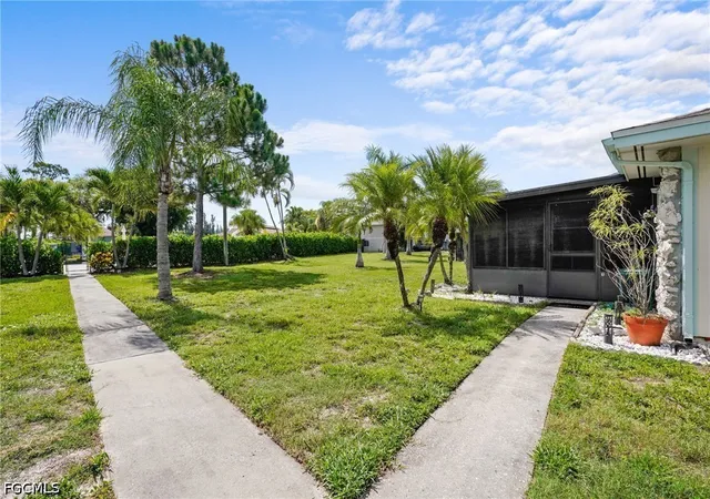 Photo 3 of Condo for sale at 5848 Queen Elizabeth Way #1, Fort Myers, FL 33907 | MLS# 2026027155 | Listing updated on 2026-09-11