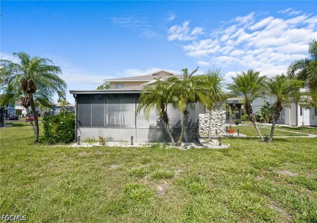 Photo 3 of Condo for sale at 5848 Queen Elizabeth Way #1, Fort Myers, FL 33907 | MLS# 2026027155 | Listing updated on 2026-09-11