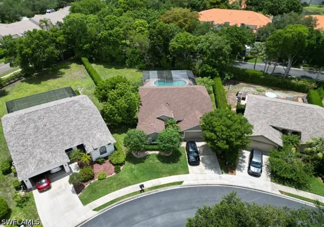 Photo 3 of Sale Pending at 7653 Citrus Hl Ln, Naples, FL 34109 | MLS# 226021327 | Listing updated on 2026-09-14