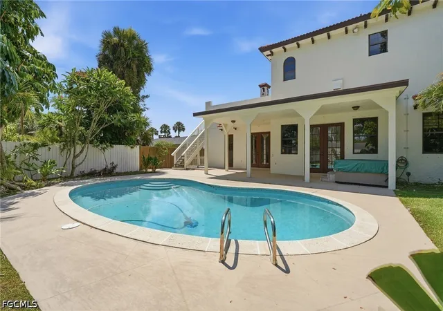 Photo 3 of Single family home for sale at 1358 Hopedale Dr, Fort Myers, FL 33919 | MLS# 2026027271 | Listing updated on 2026-09-02