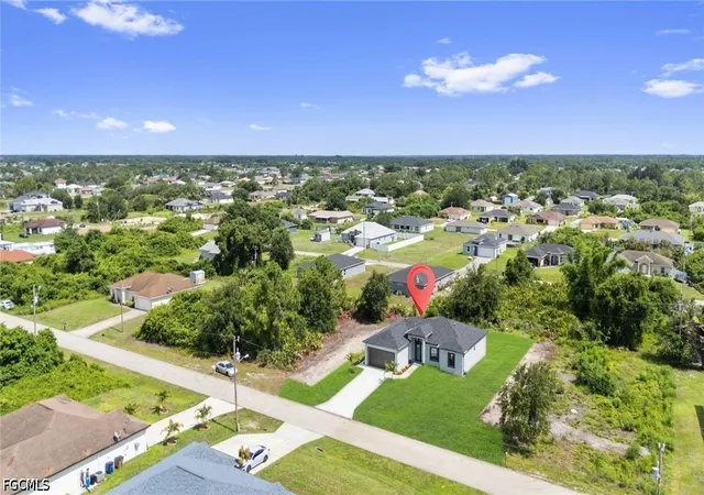 Photo 4 of Single family home for sale at 2815 37th Street SW, Lehigh Acres, FL 33976 | MLS# 2026027361 | Listing updated on 2026-09-12