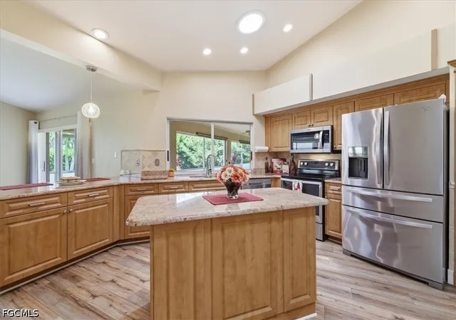 Photo 3 of Sale Pending at 12780 Chartwell Dr, Fort Myers, FL 33912 | MLS# 2026027398 | Listing updated on 2026-09-02