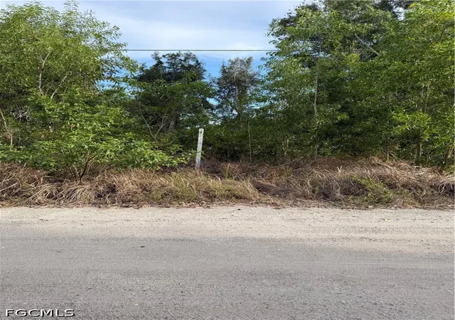 Photo 4 of Sale Pending at 5973 Sandal Ln, Bokeelia, FL 33922 | MLS# 2026027407 | Listing updated on 2026-09-06