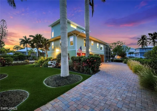Photo 4 of Single family home for sale at 3858 Riviera Cir, Bonita Springs, FL 34134 | MLS# 226022826 | Listing updated on 2026-10-16