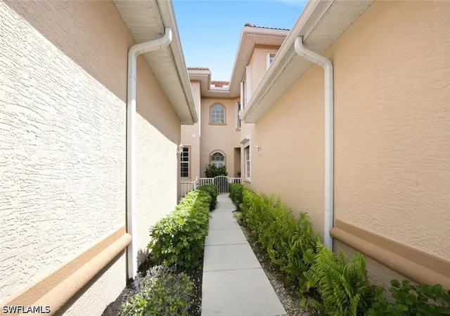 Photo 2 of Condo for sale at 5120 W Hyde Park Ct #103, Fort Myers, FL 33912 | MLS# 226023764 | Listing updated on 2026-09-15