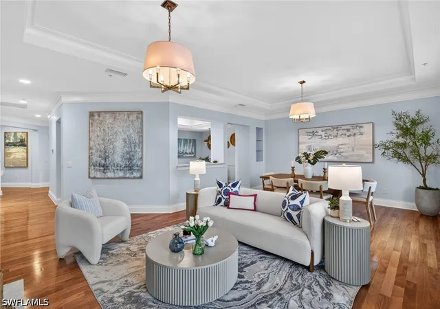 Listing Photo 5 - Condo for sale in building located at 625 5Th Ave S, Naples, FL 34102 - Unit #302