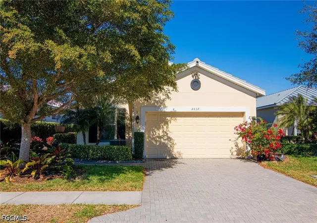 Photo 2 of Single family home for sale at 2637 Vareo Ct, Cape Coral, FL 33991 | MLS# 2026027531 | Listing updated on 2026-09-10