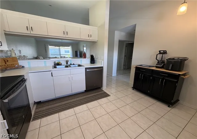 Photo 4 of Condo for sale at 5735 Foxlake Dr #6, North Fort Myers, FL 33917 | MLS# 2026027534 | Listing updated on 2026-09-12