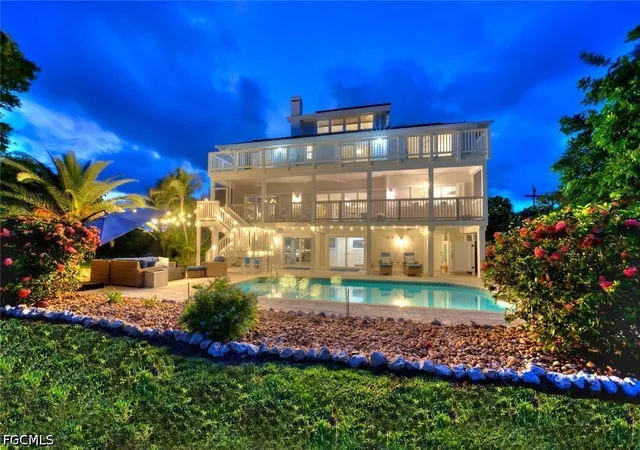 Photo 2 of Single family home for sale at 1048 Kings Crown Dr, Sanibel, FL 33957 | MLS# 2026027616 | Listing updated on 2026-09-13