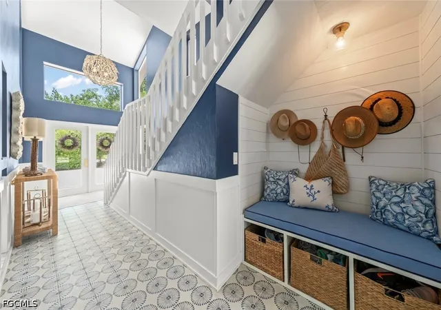 Photo 4 of Single family home for sale at 1048 Kings Crown Dr, Sanibel, FL 33957 | MLS# 2026027616 | Listing updated on 2026-09-13