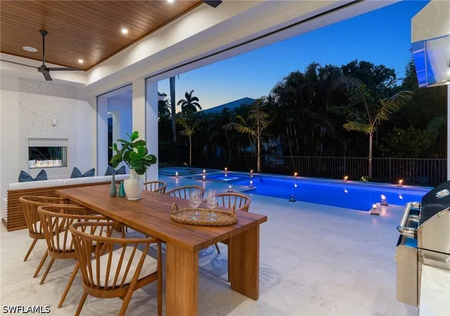 Photo 2 of Mansion for sale at 1985 Crayton Rd, Naples, FL 34102 | MLS# 226023534 | Listing updated on 2026-09-13